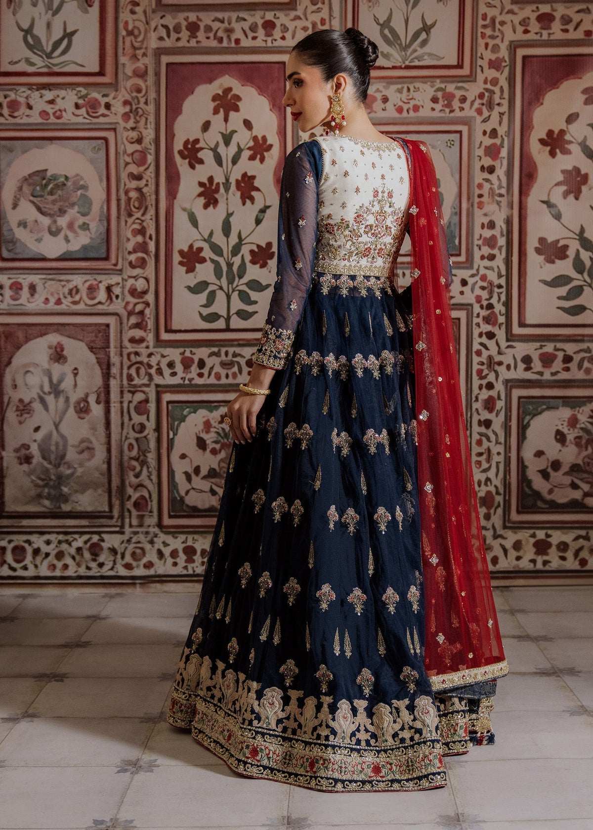 Mahgul | Portraits of Anaya | Mughal Eve by Mahgul - Designer Dress - Type: Ladies Clothes - Available at Libayah - 100% Original