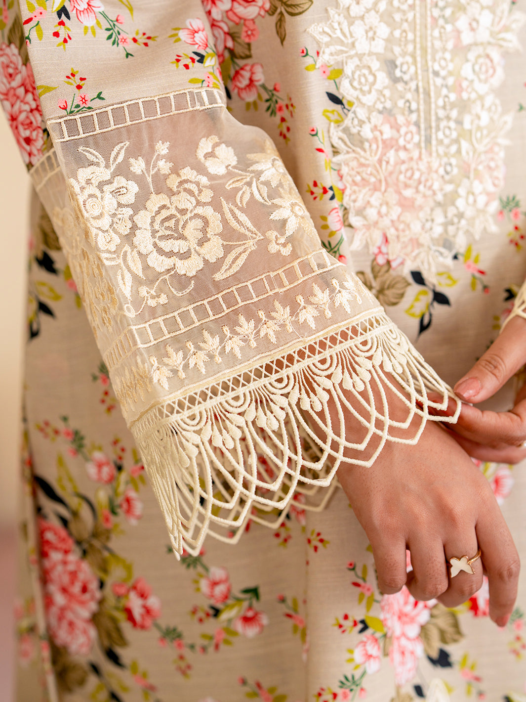 Mahnur | Leila Winter 24 |  Floret by Mahnur - Designer Dress - Type: Ladies Clothes - Available at Libayah - 100% Original