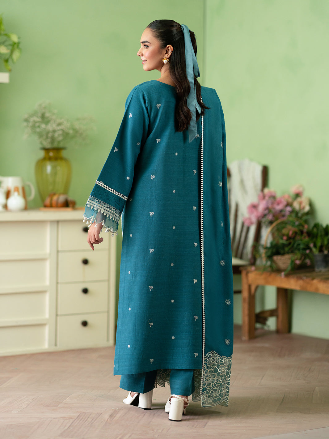 Mahnur | Leila Winter 24 |  Meris by Mahnur - Designer Dress - Type: Ladies Clothes - Available at Libayah - 100% Original