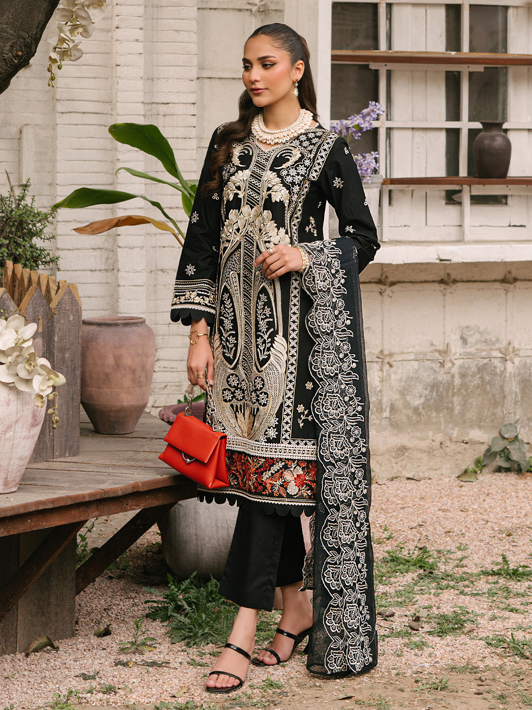 Mahnur | Masakali Luxury Lawn 24 | MK 04 - A by Mahnur - Designer Dress - Type: Ladies Clothes - Available at Libayah - 100% Original