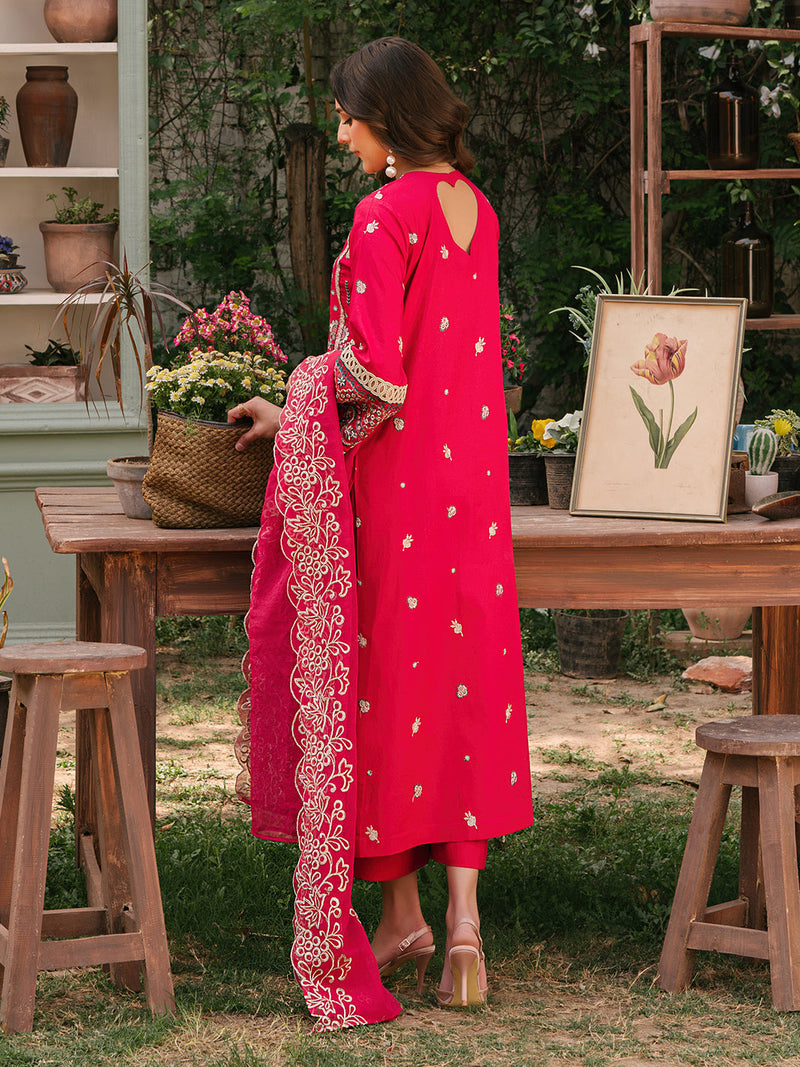 Mahnur | Masakali Luxury Lawn 24 | MK 06 - B by Mahnur - Designer Dress - Type: Ladies Clothes - Available at Libayah - 100% Original