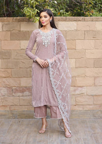 Mahum Asad | Winter Edit | VIDA by Mahum Asad - Designer Dress - Type: Ladies Clothes - Available at Libayah - 100% Original