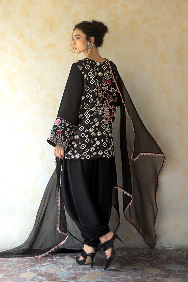 Zainab Chottani | Summer Edition 26 | Midnight Reverie by Zainab Chottani - Designer Dress  - Type : Ladies Clothes - Available at Libayah - 100% Original 