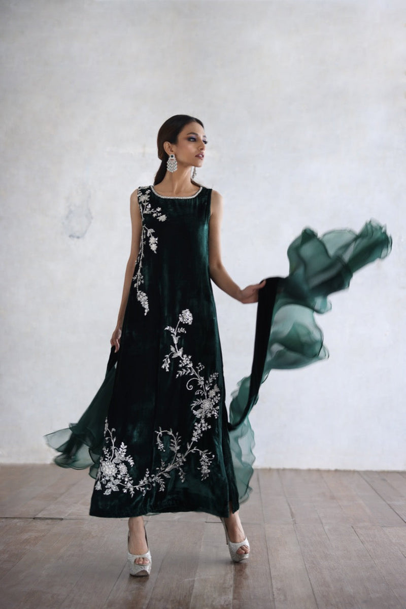 Mina Hasan | Luxury Pret | MHLP-1242 by Mina Hasan - Designer Dress - Type: Ladies Clothes - Available at Libayah - 100% Original