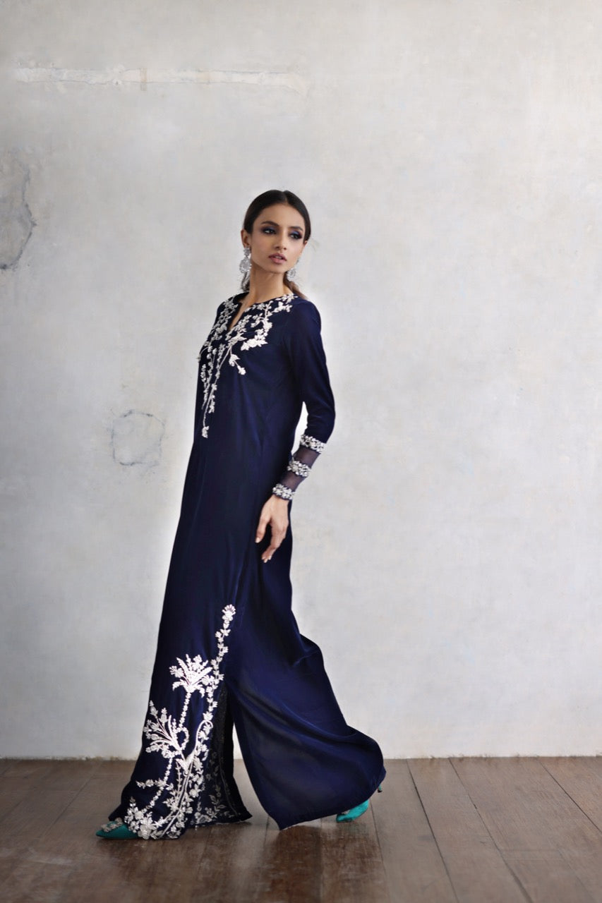 Mina Hasan | Luxury Pret | MHLP-1241 by Mina Hasan - Designer Dress - Type: Ladies Clothes - Available at Libayah - 100% Original