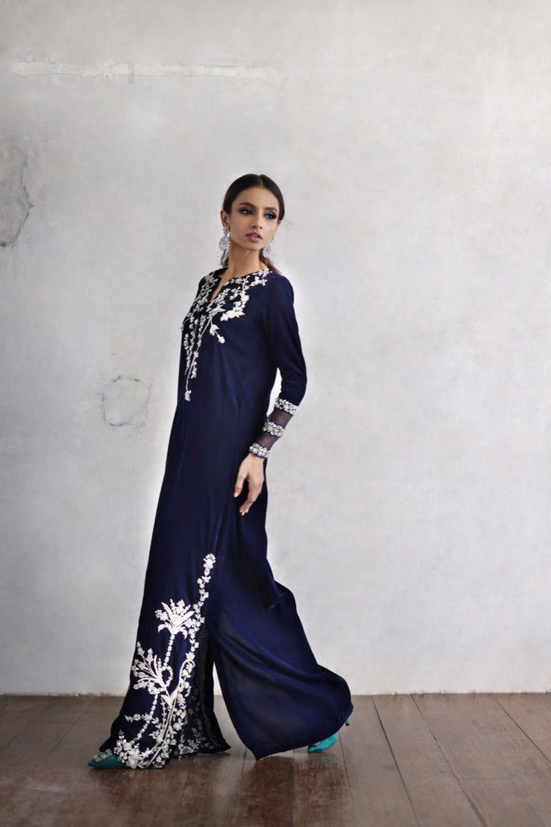Mina Hasan | Luxury Pret | MHLP-1241 by Mina Hasan - Designer Dress - Type: Ladies Clothes - Available at Libayah - 100% Original