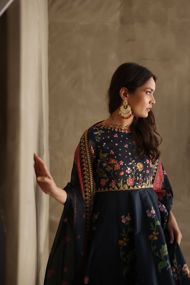 Mina Hasan | Luxury Pret | MHLP-1252 by Mina Hasan - Designer Dress - Type: Ladies Clothes - Available at Libayah - 100% Original