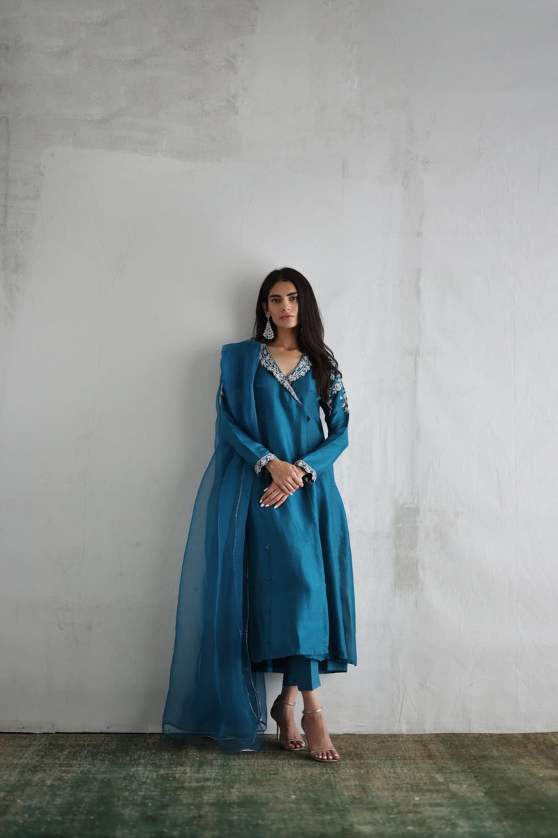 Mina Hasan | Luxury Pret | MHLP-1264 by Mina Hasan - Designer Dress - Type: Ladies Clothes - Available at Libayah - 100% Original