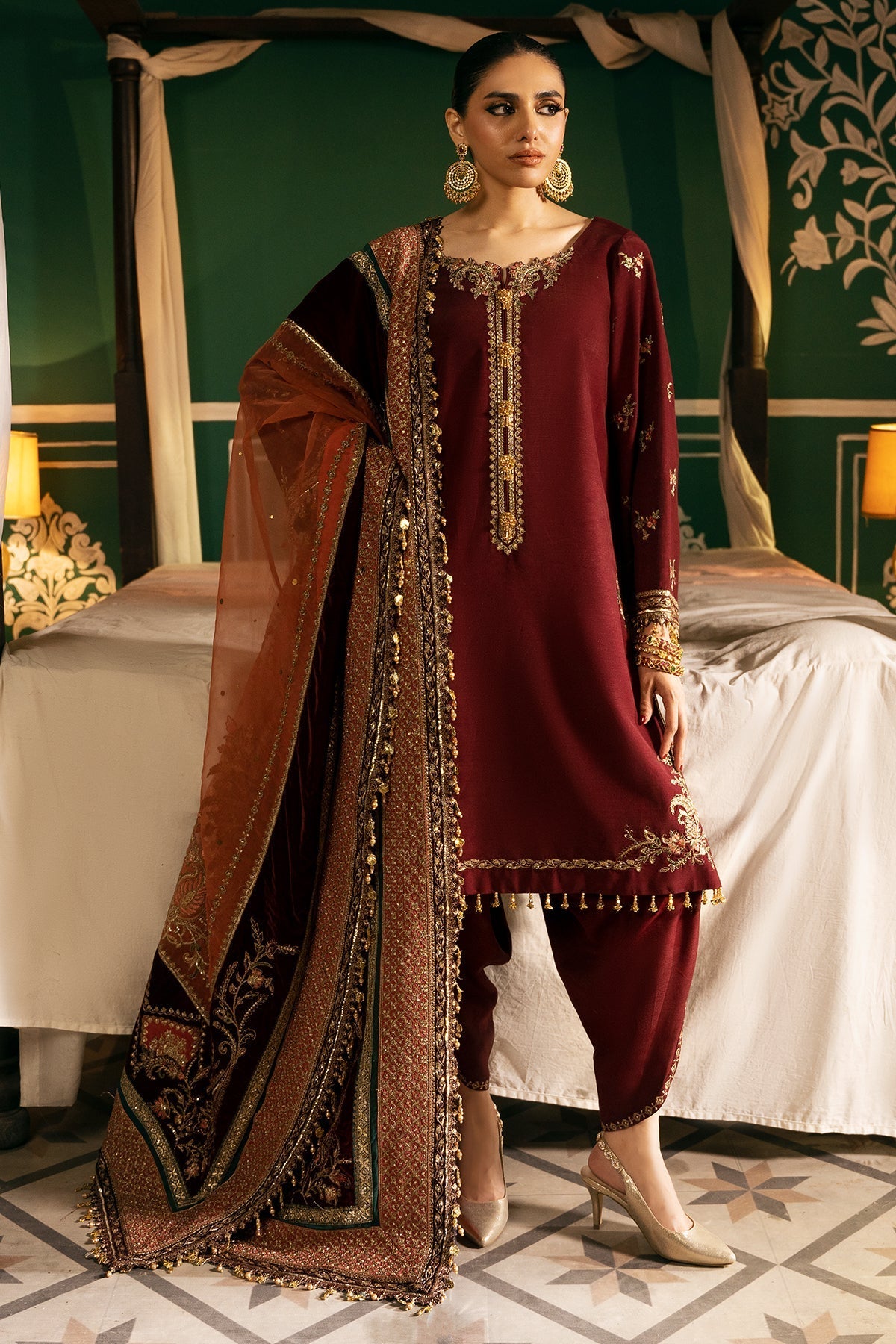 Mina Kashif | Meeral Formals 24 | Ishaal by Mina Kashif - Designer Dress - Type: Ladies Clothes - Available at Libayah - 100% Original
