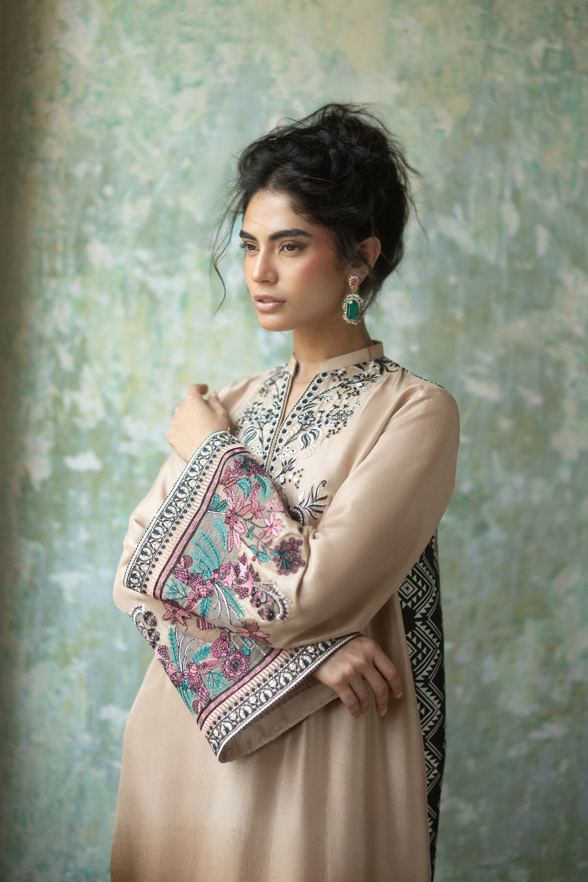 Zainab Chottani | Summer Edition 26 | Mocha Reverie Kaftan by Zainab Chottani - Designer Dress  - Type : Ladies Clothes - Available at Libayah - 100% Original 
