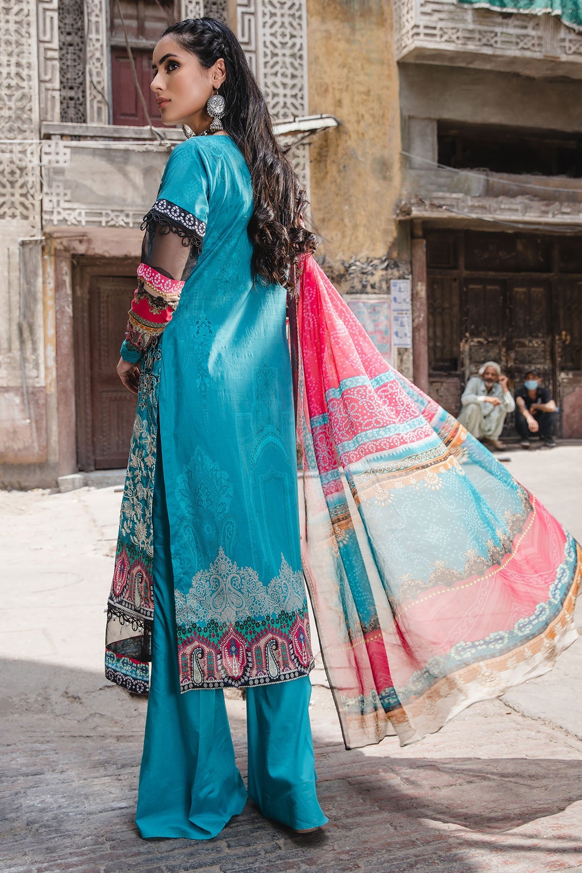 Motifz | Amal Luxury Lawn | 2939 by Motifz - Designer Dress - Type: Ladies Clothes - Available at Libayah - 100% Original