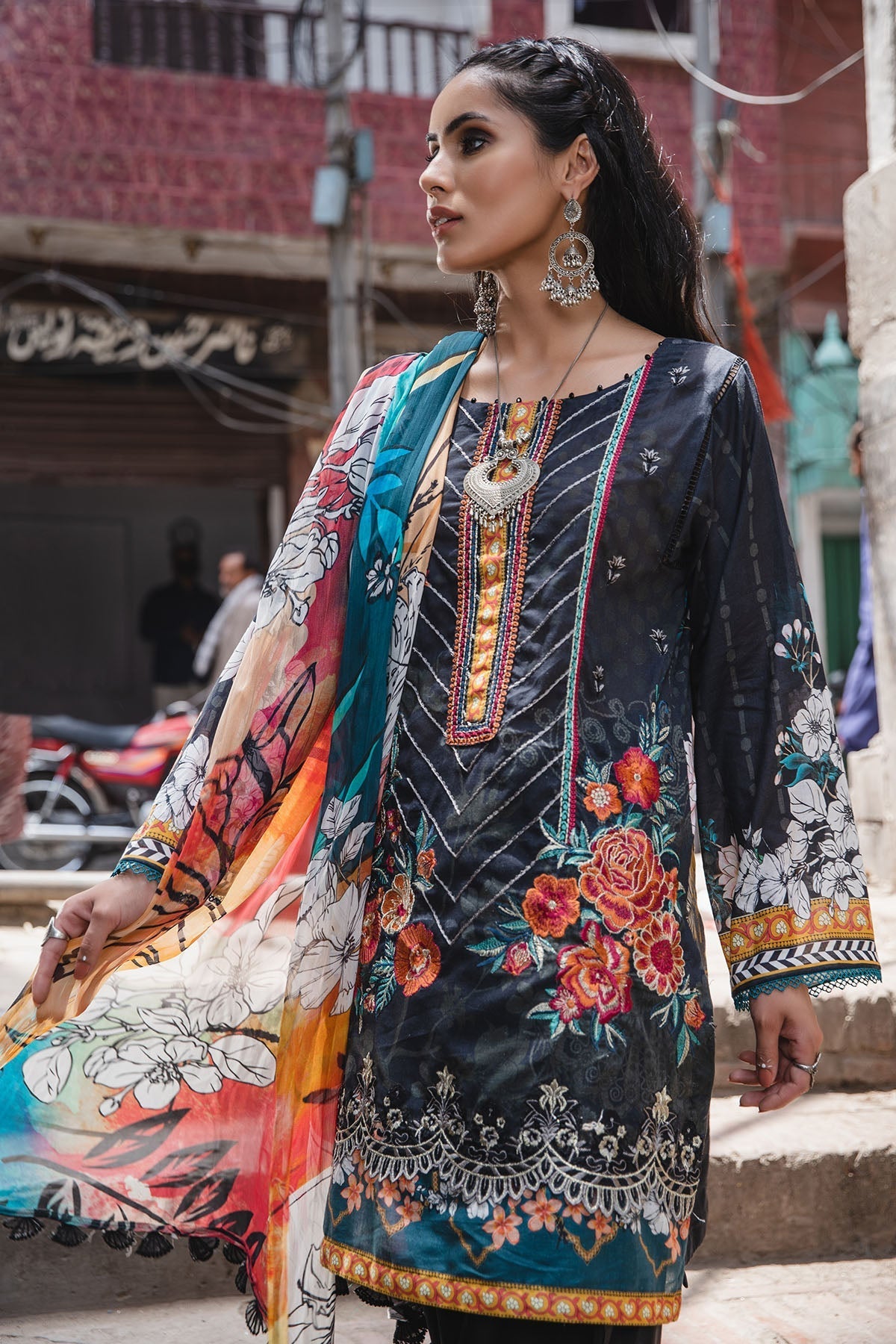 Motifz | Amal Luxury Lawn | 2943 by Motifz - Designer Dress - Type: Ladies Clothes - Available at Libayah - 100% Original