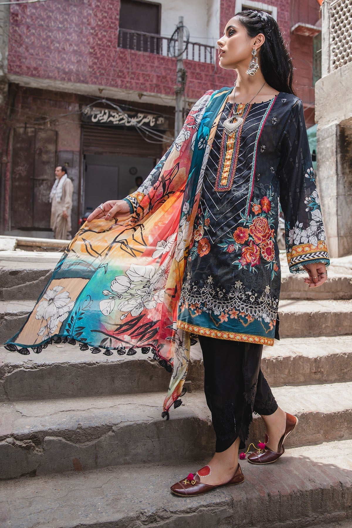 Motifz | Amal Luxury Lawn | 2943 by Motifz - Designer Dress - Type: Ladies Clothes - Available at Libayah - 100% Original
