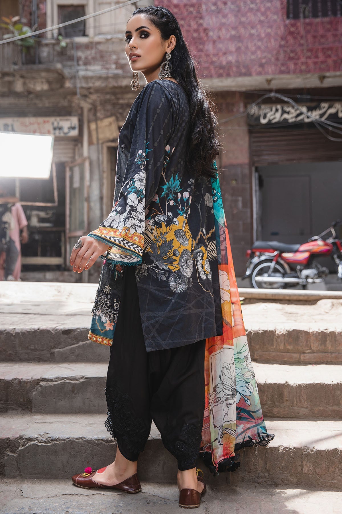 Motifz | Amal Luxury Lawn | 2943 by Motifz - Designer Dress - Type: Ladies Clothes - Available at Libayah - 100% Original