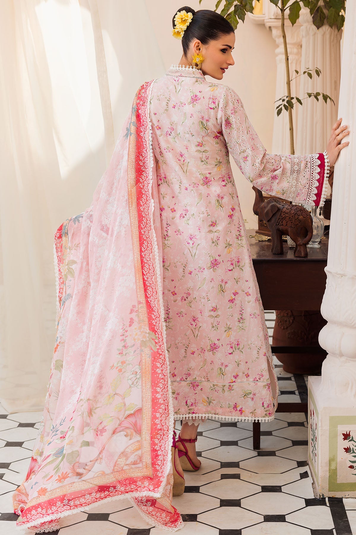 Motifz | Amal Luxury Lawn | 4621 by Motifz - Designer Dress - Type: Ladies Clothes - Available at Libayah - 100% Original