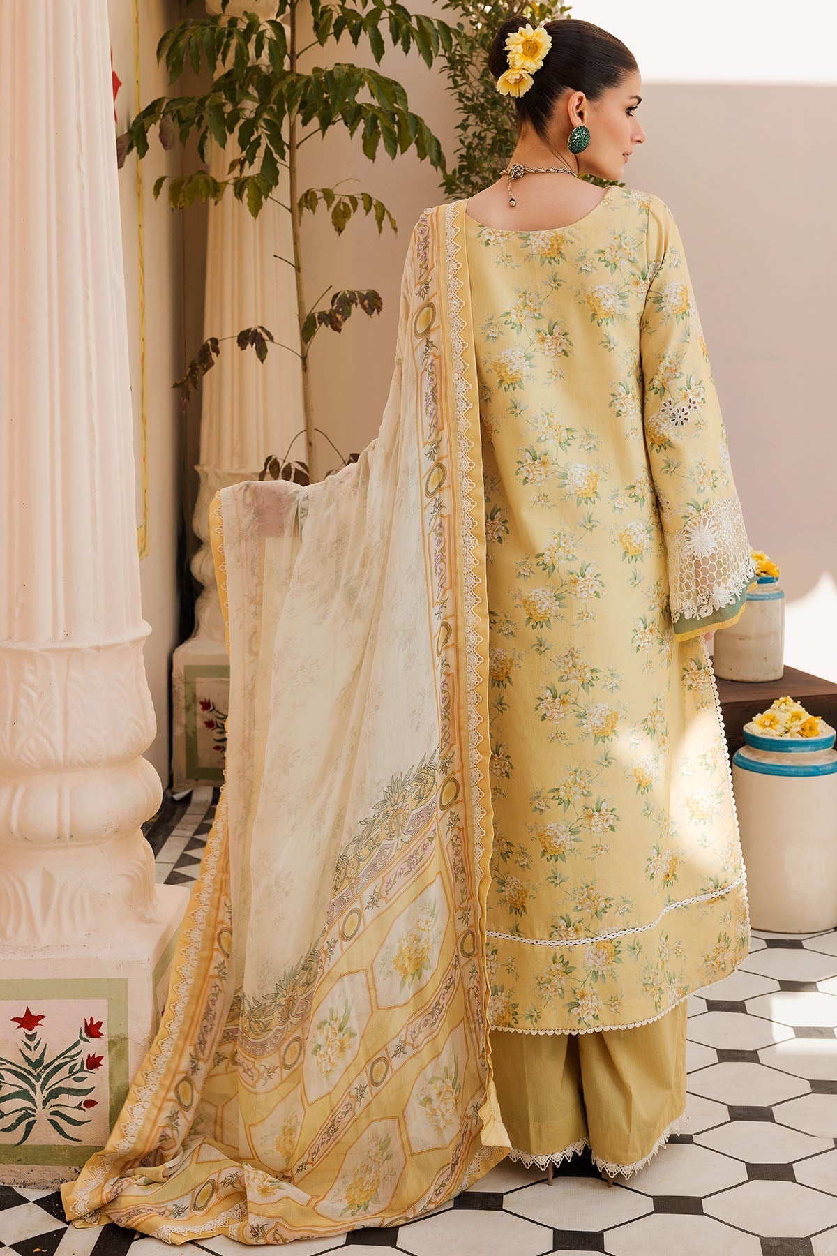Motifz | Amal Luxury Lawn | 4623 by Motifz - Designer Dress - Type: Ladies Clothes - Available at Libayah - 100% Original
