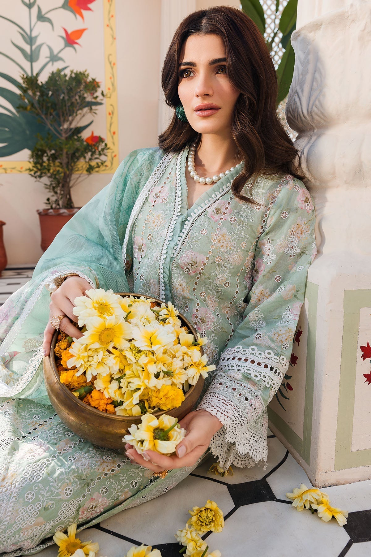 Motifz | Amal Luxury Lawn | 4624 by Motifz - Designer Dress - Type: Ladies Clothes - Available at Libayah - 100% Original