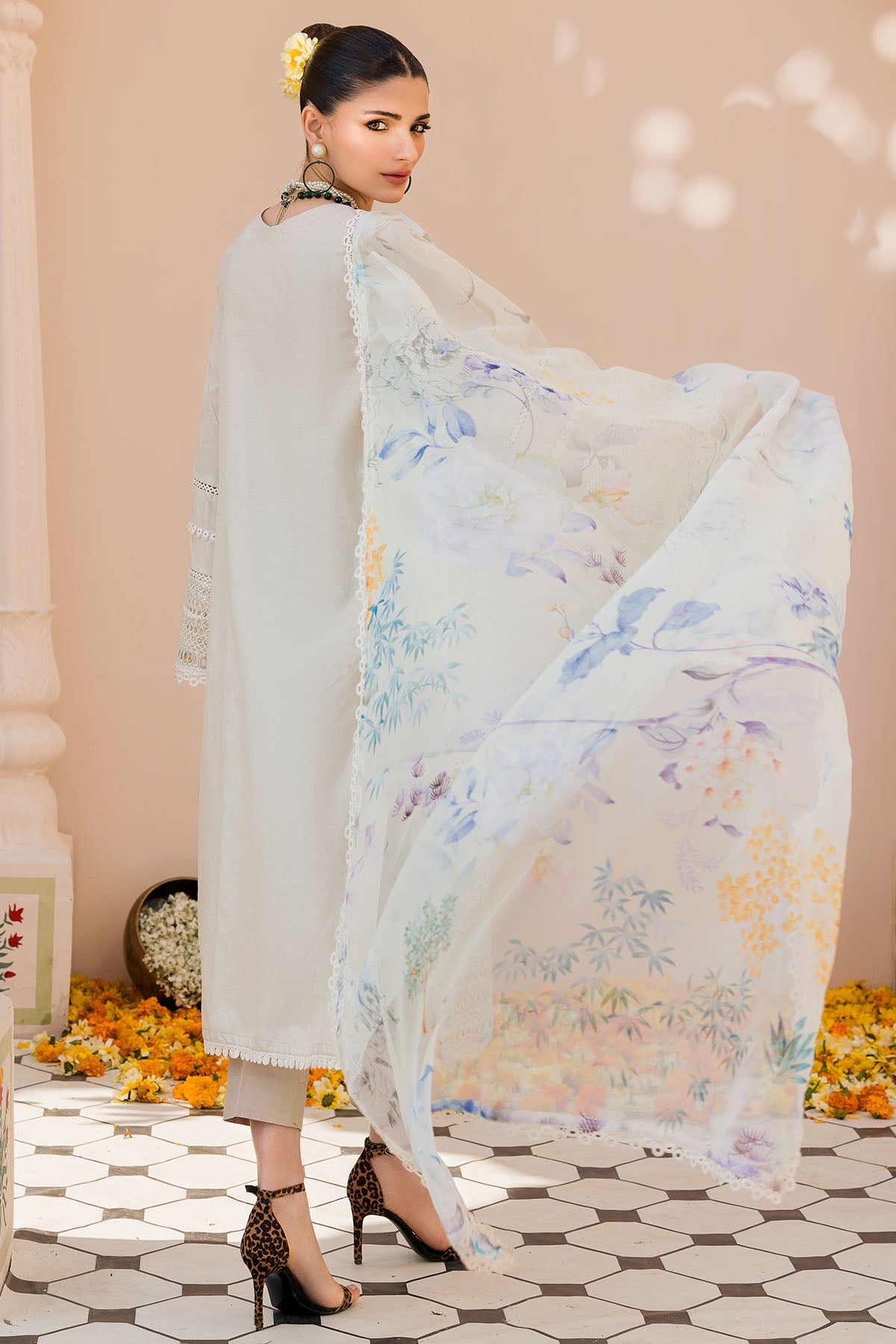 Motifz | Amal Luxury Lawn | 4629 by Motifz - Designer Dress - Type: Ladies Clothes - Available at Libayah - 100% Original