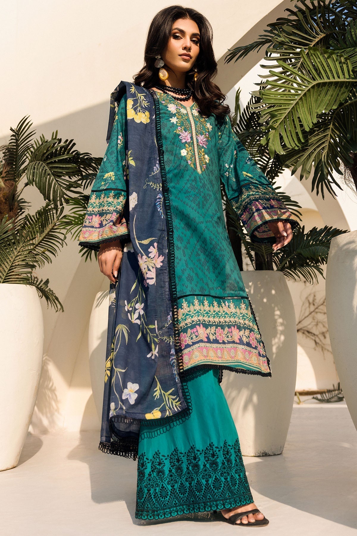 Motifz | Umang Luxury Lawn | A-06 by Motifz - Designer Dress - Type: Ladies Clothes - Available at Libayah - 100% Original