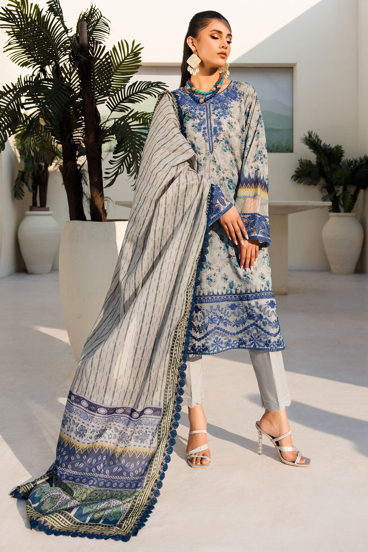 Motifz | Umang Luxury Lawn | A-01 by Motifz - Designer Dress - Type: Ladies Clothes - Available at Libayah - 100% Original