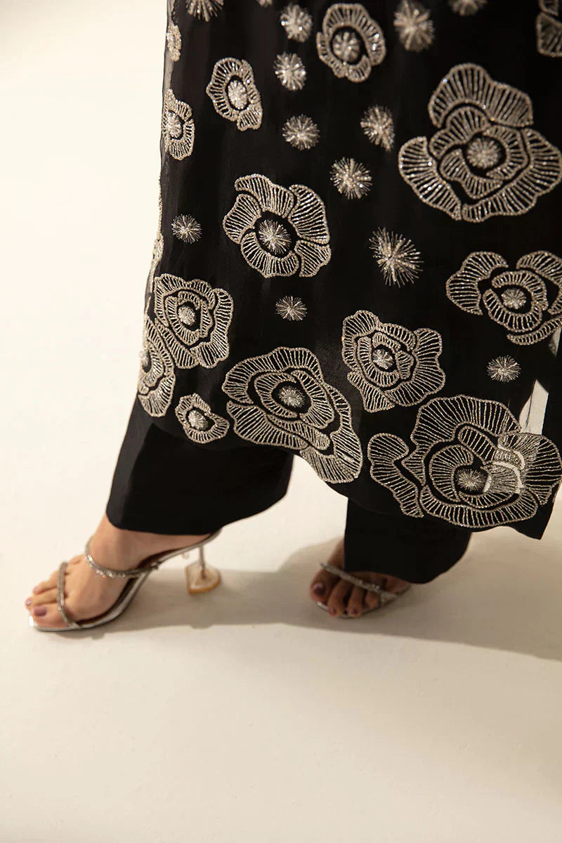 Mushq | Fleur Luxury Eid Pret | Manera by Mushq - Designer Dress  - Type : Wedding Dress - Available at Libayah - 100% Original 