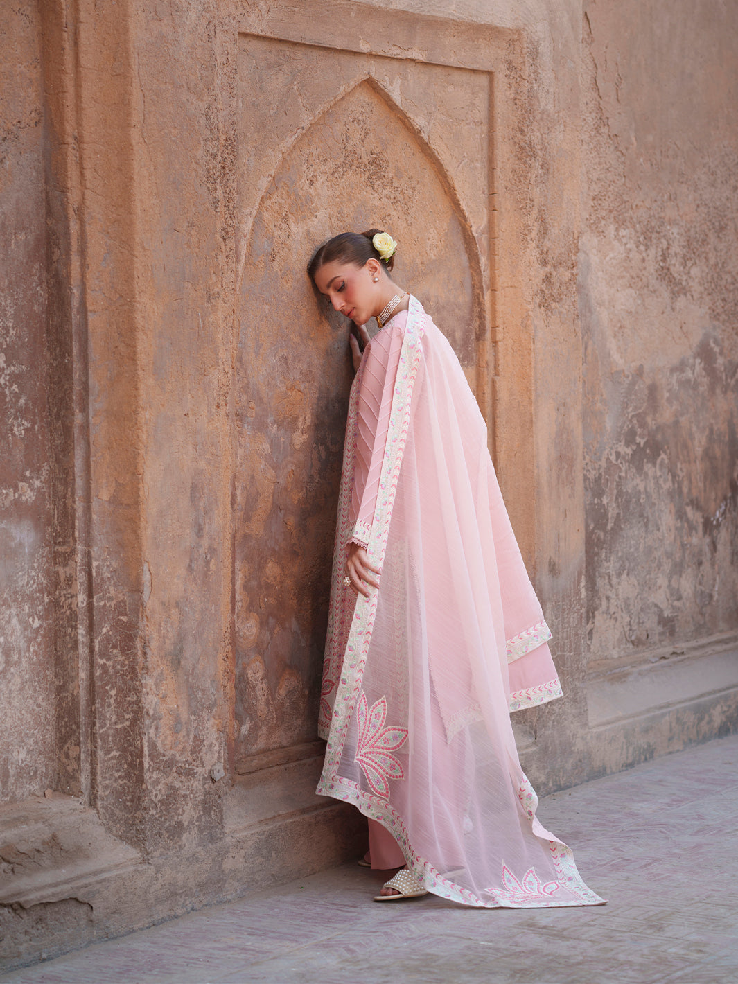 Mahnur | Nilofer Luxury Lawn 26 | NL-01 by Mahnur - Designer Dress  - Type : Ladies Clothes - Available at Libayah - 100% Original 