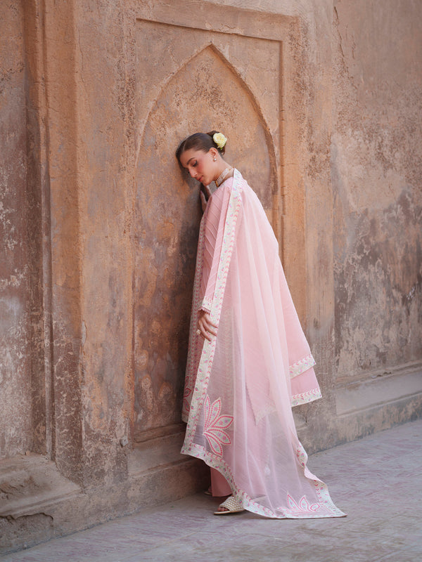 Mahnur | Nilofer Luxury Lawn 26 | NL-01 by Mahnur - Designer Dress  - Type : Ladies Clothes - Available at Libayah - 100% Original 