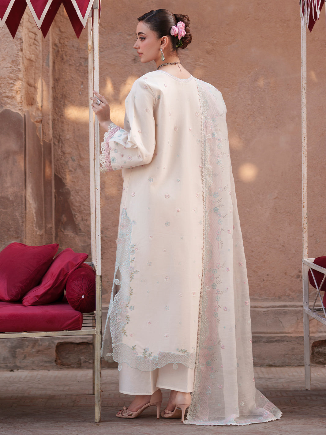 Mahnur | Nilofer Luxury Lawn 26 | NL-02 by Mahnur - Designer Dress  - Type : Ladies Clothes - Available at Libayah - 100% Original 