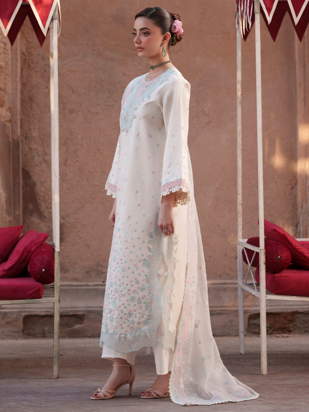 Mahnur | Nilofer Luxury Lawn 26 | NL-02 by Mahnur - Designer Dress  - Type : Ladies Clothes - Available at Libayah - 100% Original 