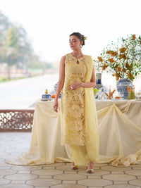Mahnur | Nilofer Luxury Lawn 26 | NL-07 by Mahnur - Designer Dress  - Type : Ladies Clothes - Available at Libayah - 100% Original 