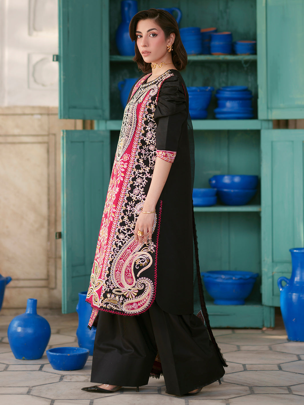 Mahnur | Nilofer Luxury Lawn 26 | NL-12 by Mahnur - Designer Dress  - Type : Ladies Clothes - Available at Libayah - 100% Original 