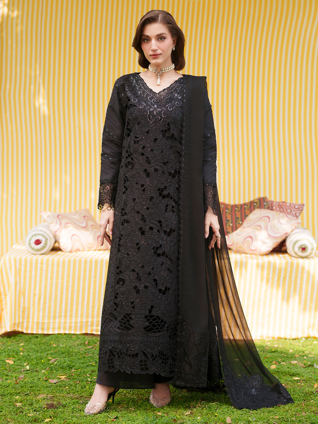Mahnur | Nilofer Luxury Lawn 26 | NL-14 by Mahnur - Designer Dress  - Type : Ladies Clothes - Available at Libayah - 100% Original 