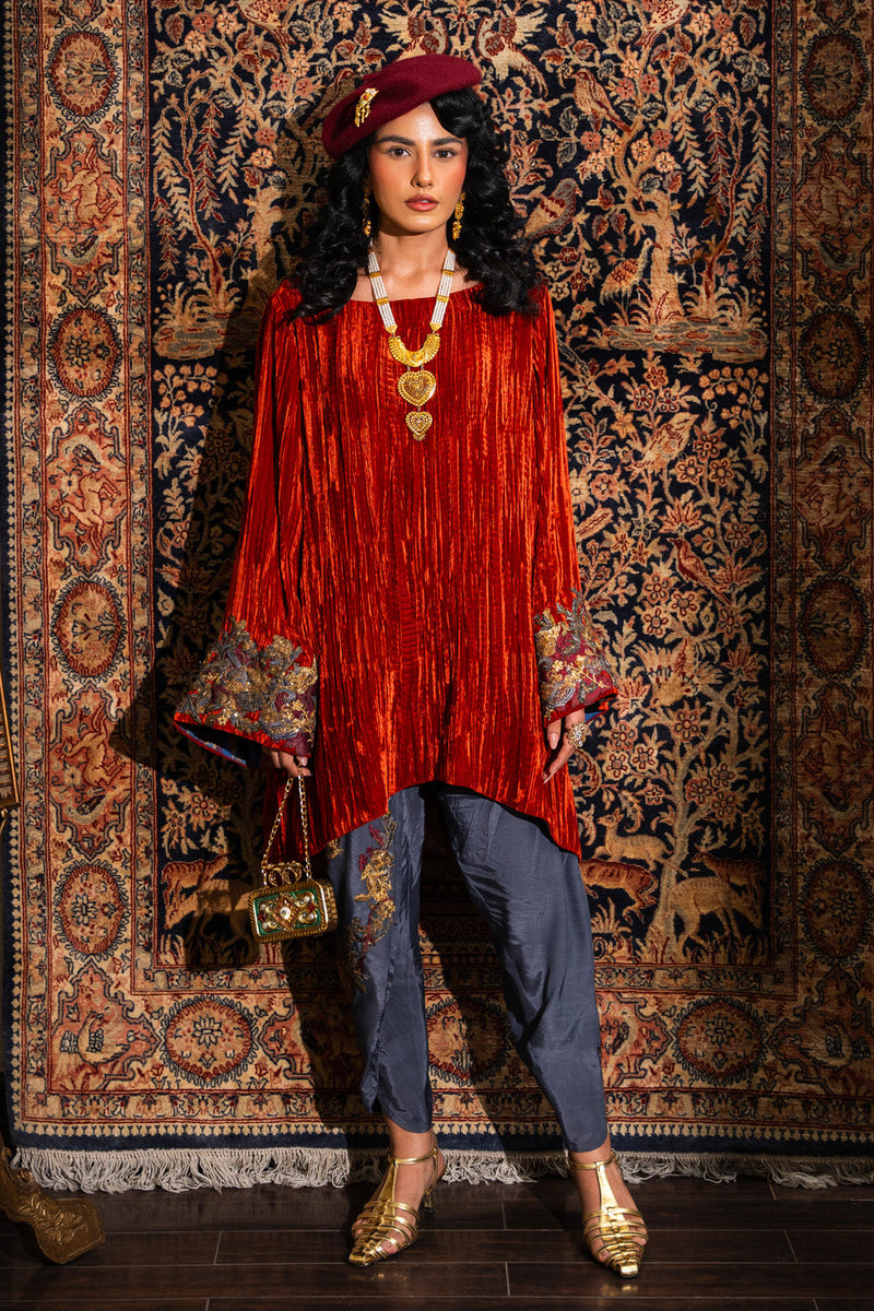 Nilofer Shahid | Aatish the Fire Within | Sholay (2pc) Aatish The Fire within by Nilofer Shahid - Designer Dress - Type: Ladies Clothes - Available at Libayah - 100% Original