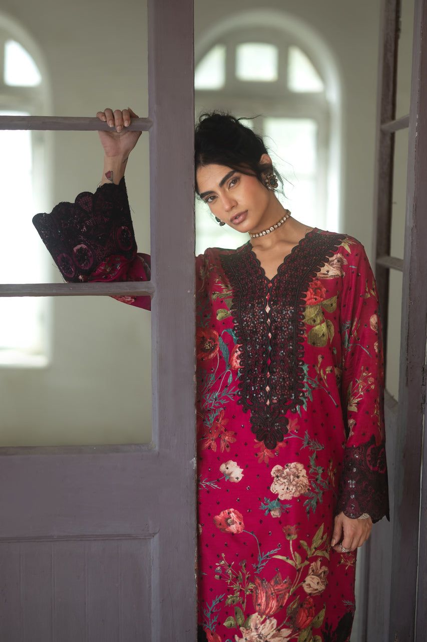Zainab Chottani | Summer Edition 26 | Orchid Noir Kaftan by Zainab Chottani - Designer Dress  - Type : Ladies Clothes - Available at Libayah - 100% Original 