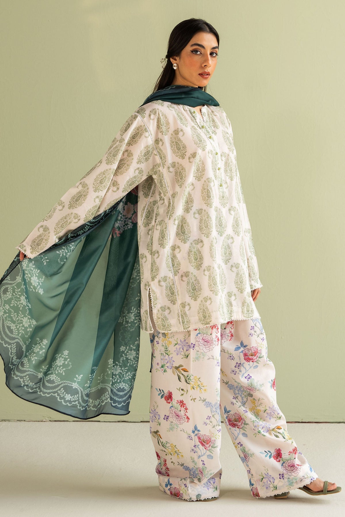 Zara Shahjahan | Coco Prints 25 | Paisley-6B by Zara Shahjahan - Designer Dress - Type: Ladies Clothes - Available at Libayah - 100% Original