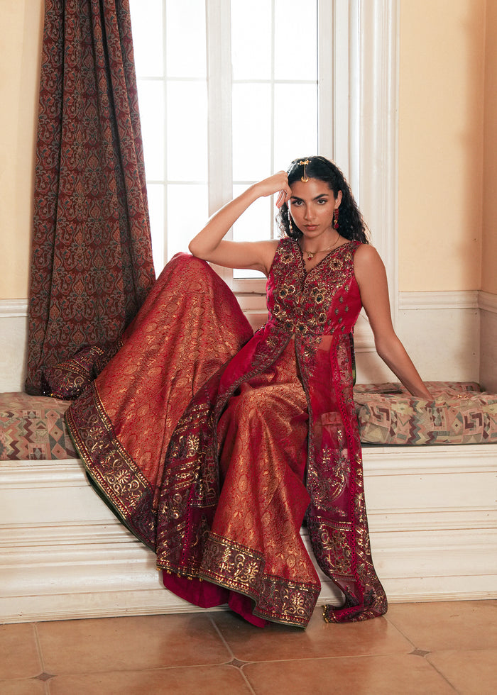 Laj by Lajwanti | Runaway Formals 25 | Red Reverie
