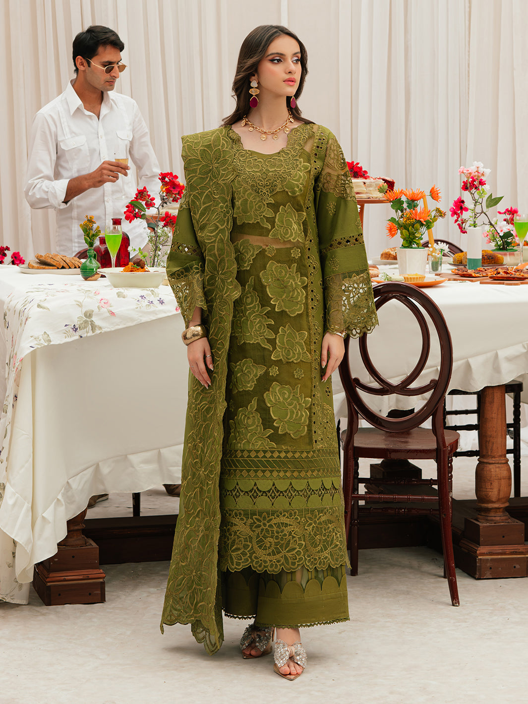 Mahnur | Allenura Luxury Lawn 24 | REVERIE by Mahnur - Designer Dress - Type: Ladies Clothes - Available at Libayah - 100% Original