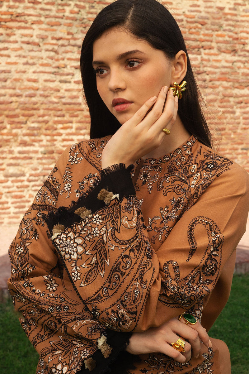 Zara Shahjahan | Winter 24 |  ROYA-D6 by Zara Sahjahan - Designer Dress - Type: Ladies Clothes - Available at Libayah - 100% Original