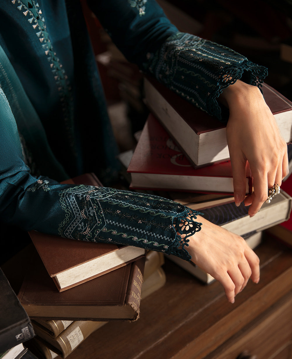 Republic Womenswear | Premium Pret 25 | RPP-03 (Coeur) by Republic Womenswear - Designer Dress - Type: Ladies Clothes - Available at Libayah - 100% Original