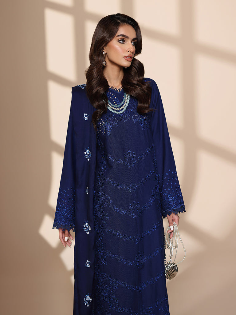 Rajbari | Nissa Embroidered Shawl |  Embroidered Shawl Series 01 by Rajbari - Designer Dress - Type: Ladies Clothes - Available at Libayah - 100% Original