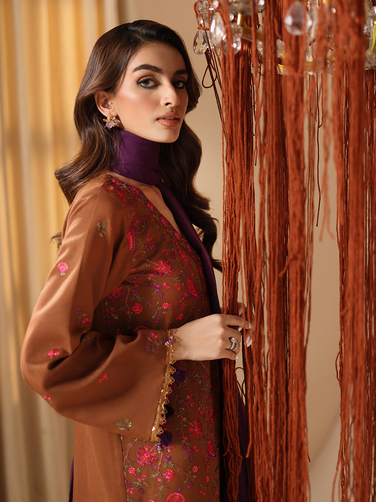 Rajbari | Nissa Embroidered Shawl |  Embroidered Shawl Series 09 by Rajbari - Designer Dress - Type: Ladies Clothes - Available at Libayah - 100% Original