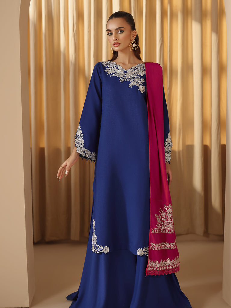 Rajbari | Nissa Embroidered Shawl | Embroidered Shawl Series 14 by Rajbari - Designer Dress - Type: Ladies Clothes - Available at Libayah - 100% Original