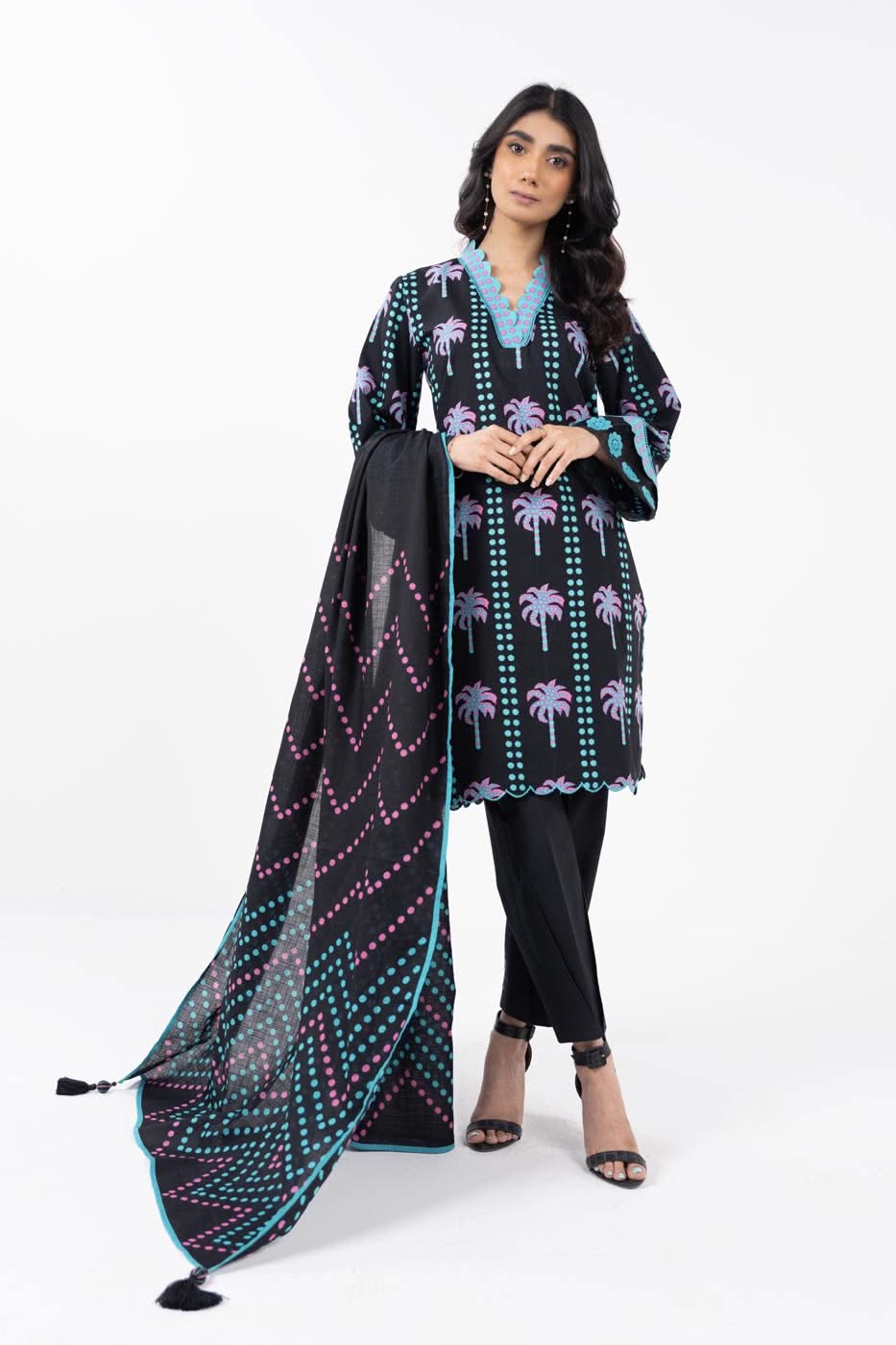 Al Karam | Winter 24 | SC-05-24 by Alkaram - Designer Dress - Type: Ladies Clothes - Available at Libayah - 100% Original