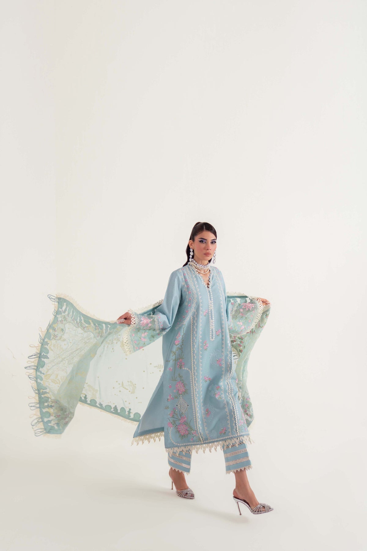 Sable Vogue | Luxury Lawn 25 | SL-06-25-V2 by Sable Vogue - Designer Dress - Type: Ladies Clothes - Available at Libayah - 100% Original