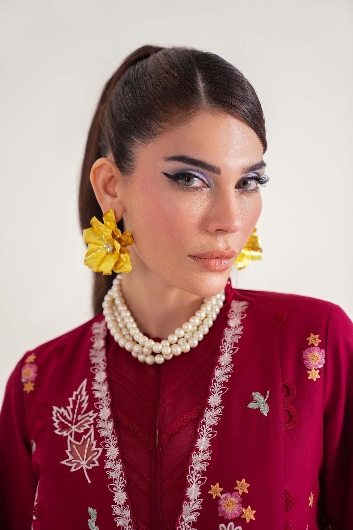 Sable Vogue | Luxury Lawn 25 | SL-08-25-V2 by Sable Vogue - Designer Dress - Type: Ladies Clothes - Available at Libayah - 100% Original