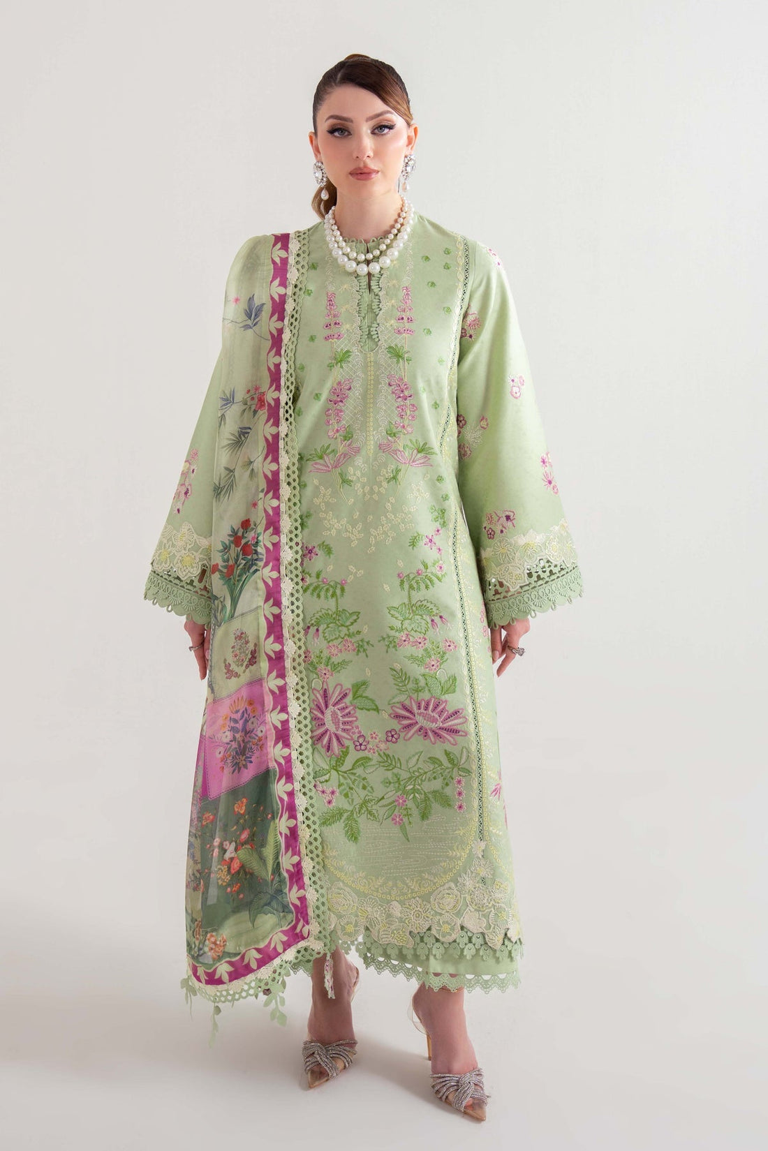 Sable Vogue | Luxury Lawn 25 | SL-09-25-V2 by Sable Vogue - Designer Dress - Type: Ladies Clothes - Available at Libayah - 100% Original