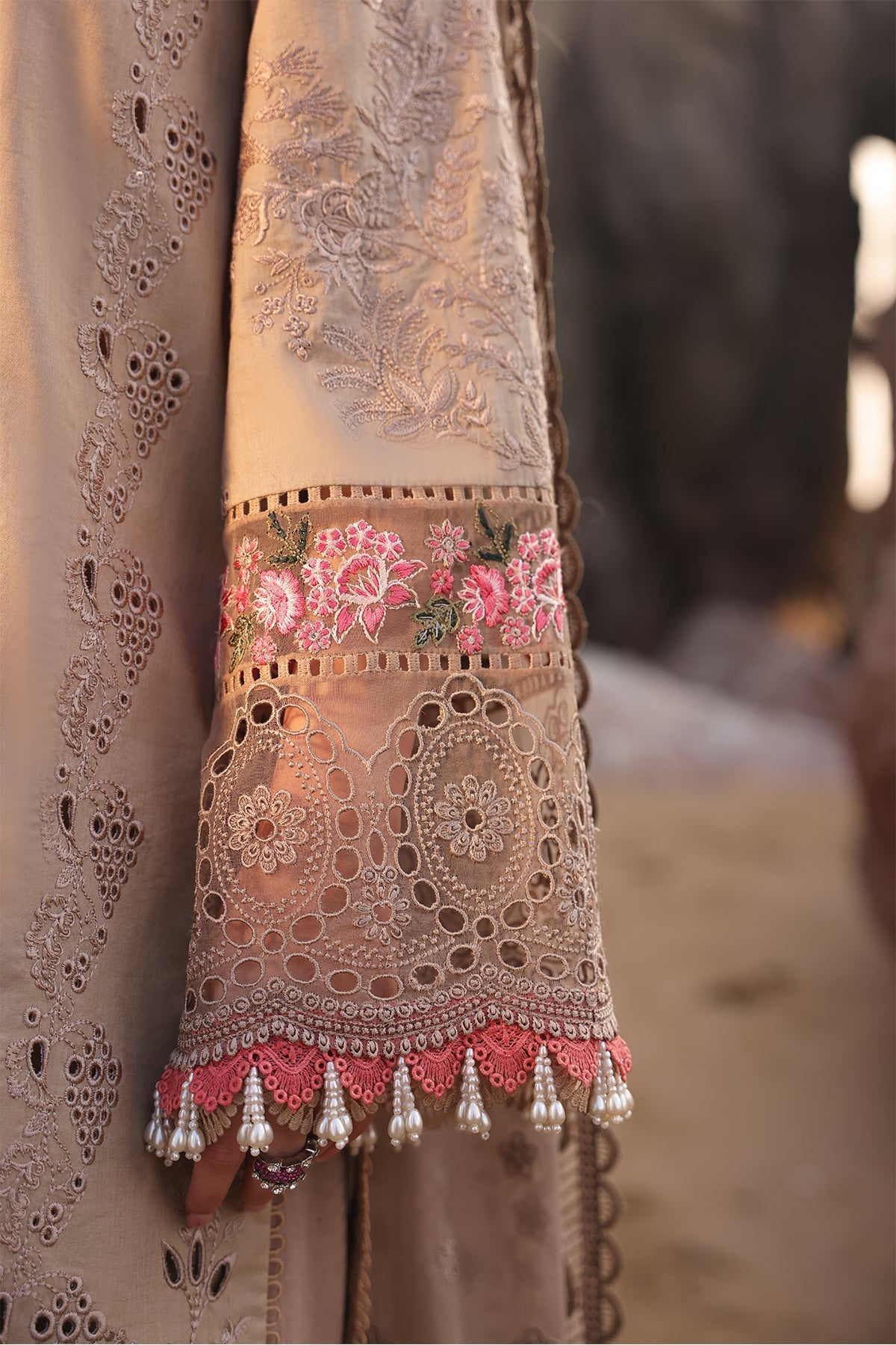 Imrozia Premium | Hania Luxury Lawn 25 | SL 81 Alyana by Imrozia Premium - Designer Dress - Type: Ladies Clothes - Available at Libayah - 100% Original