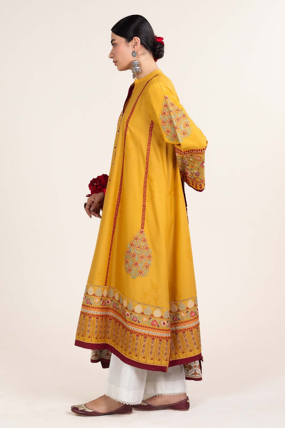 Zara Shahjahan | Stitched Lawn 24 | SL-SANDAL-10A by Zara Shahjahan - Designer Dress - Type: Ladies Clothes - Available at Libayah - 100% Original