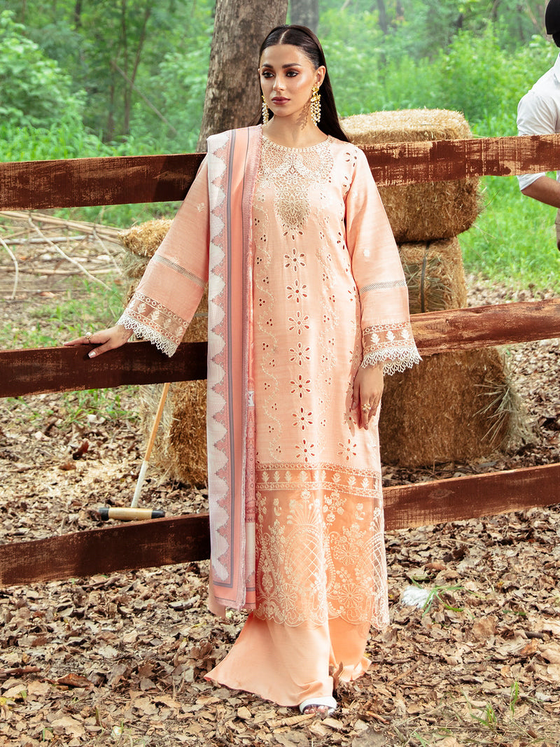 Mahnur | Hazel Winter 24 | SOPHIE by Mahnur - Designer Dress - Type: Luxury - Available at Libayah - 100% Original