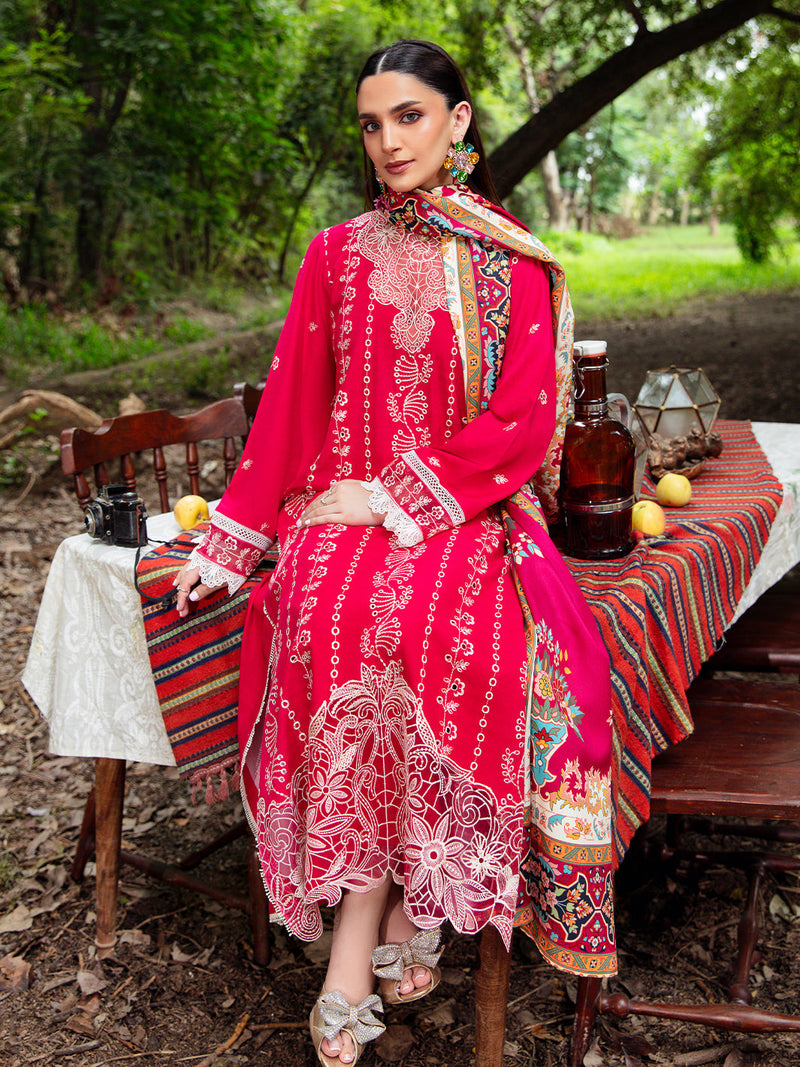 Mahnur | Hazel Winter 24 | SORAYA by Mahnur - Designer Dress - Type: Luxury - Available at Libayah - 100% Original